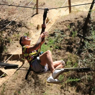 HIGH ROPES COURSES 〰️ Ready for the adrenaline? Swing, climb and conquer on the high ropes at Parque Aventura in Lagos. 🌴🧗‍♀️

You may choose between three levels – Curious, Adventurous or Fearless – after a short introduction, you will begin a new experience that will fill you with an amazing feeling.

Discover the level that suits you and all the prices on our website! 🙂

𝚠𝚠𝚠.𝚋𝚘𝚊𝚣𝚊𝚍𝚟𝚎𝚗𝚝𝚞𝚛𝚎𝚜.𝚌𝚘𝚖
𝚒𝚗𝚏𝚘@𝚋𝚘𝚊𝚣𝚊𝚍𝚟𝚎𝚗𝚝𝚞𝚛𝚎𝚜.𝚌𝚘𝚖
+𝟹𝟻𝟷 𝟿𝟹𝟺 𝟾𝟹𝟹 𝟻𝟸𝟸

#boazadventures #qualitytime #familymoments #familylife #timetogether #coastline #parqueaventura #algarve #climbing #lagos #visitportugal #beachvibes #adventures #activities #rentalcar #summerholidays #cavestours #sealife ⁣#ecofriendlyliving #travellovers #sustainableliving #wanderlust #portugallovers #fun #holidays2025