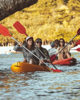 KAYAKING 〰️ Starting from Benagil you will head towards the Benagil Cave, passing several small caved and deserted beaches towards Marinha beach. 🛶

You also have the option of renting the kayak to explore for yourself (also starting in Benagil).

Our prices:
❊ Sunset/Sunrise Guided Kayak tour (2 hours) – € 40 per person
❊ Self-guided Kayak tour (1,5 hours) – € 25 per person

Book your adventure with us! ☺️

𝚠𝚠𝚠.𝚋𝚘𝚊𝚣𝚊𝚍𝚟𝚎𝚗𝚝𝚞𝚛𝚎𝚜.𝚌𝚘𝚖
𝚒𝚗𝚏𝚘@𝚋𝚘𝚊𝚣𝚊𝚍𝚟𝚎𝚗𝚝𝚞𝚛𝚎𝚜.𝚌𝚘𝚖
+𝟹𝟻𝟷 𝟿𝟹𝟺 𝟾𝟹𝟹 𝟻𝟸𝟸

#boazadventures #carvoeiro #qualitytime #familymoments #familylife #kayak #coastline #kayaking #algarve #benagil #visitportugal #beachvibes #adventures #activities #rentalcar #summerholidays #cavestours #sealife ⁣#ecofriendlyliving #travellovers #sustainableliving #wanderlust #portugallovers #nearthesea #neartheocean #nearthecity #holidays2024